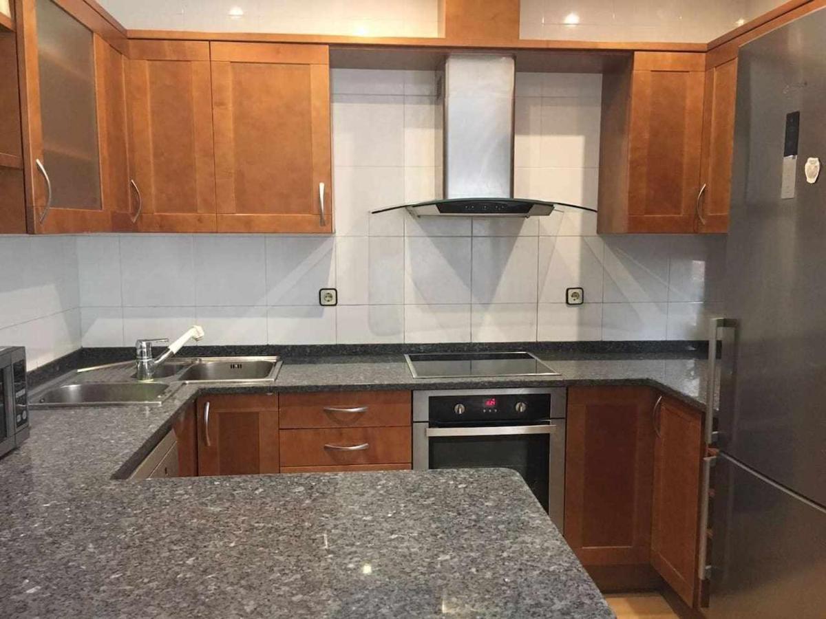 Nice And Quiet Flat In Premia De Mar Hutb المظهر الخارجي الصورة